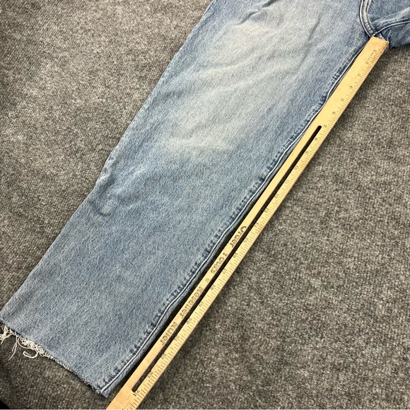 Abercrombie and Fitch mom high rise jean light wash jeans 8/29 parachute barrel - Picture 2 of 10